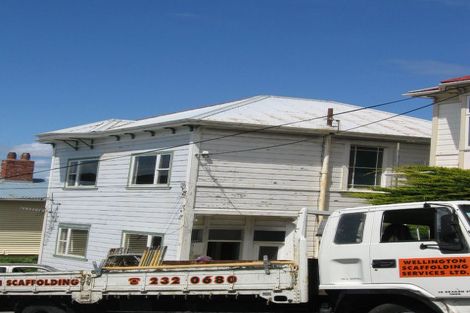 Photo of property in 19a Hargreaves Street, Mount Cook, Wellington, 6021