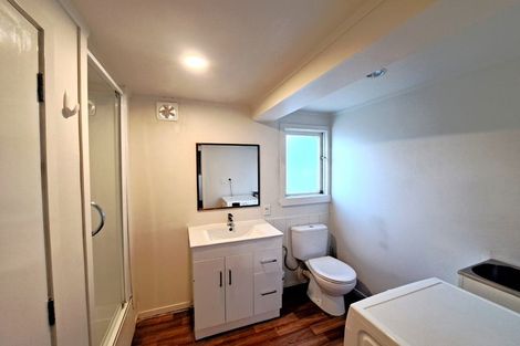 Photo of property in 1 Harrington Road, Henderson, Auckland, 0610