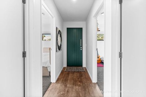 Photo of property in 16 Kingfisher Crescent, Albert Town, Wanaka, 9305
