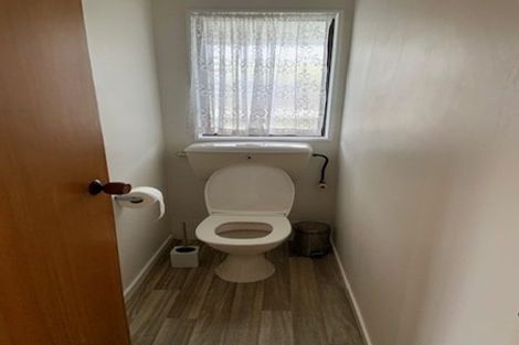 Photo of property in 1/232 Henderson Valley Road, Henderson, Auckland, 0612