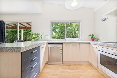 Photo of property in 205d Henderson Valley Road, Henderson, Auckland, 0612