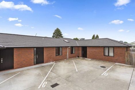 Photo of property in 7u3 Vesty Avenue, Hillcrest, Hamilton, 3216