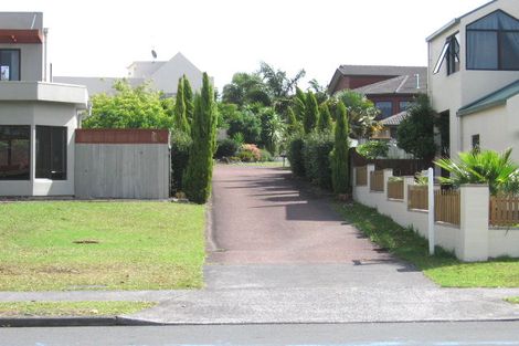 Photo of property in 59 Marina View Drive, West Harbour, Auckland, 0618