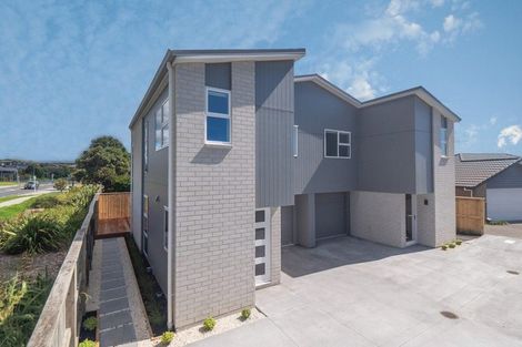 Photo of property in 38 Richardson Road, Omokoroa, 3114