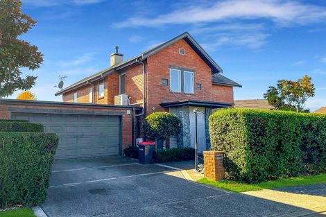 Photo of property in 25 Henley Green, Northwood, Christchurch, 8051