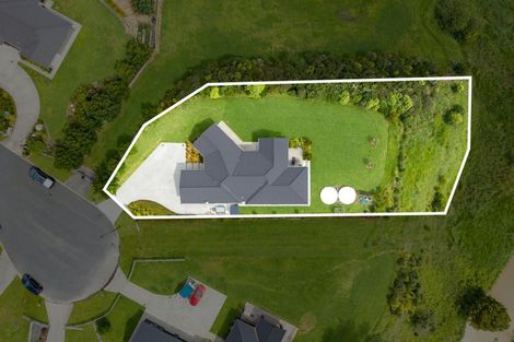 Photo of property in 2 Awatiro Drive, Kaukapakapa, 0871