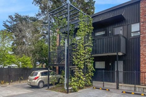 Photo of property in 13 Whakarato Way, Takanini, 2112