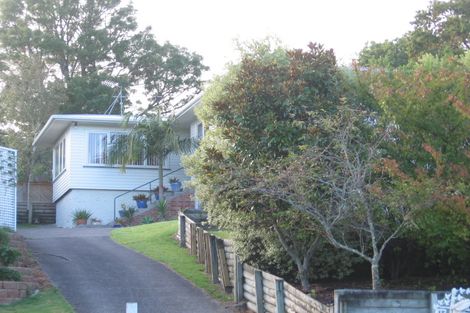 Photo of property in 17 Tilden Avenue, Hillcrest, Auckland, 0627