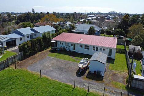 Photo of property in 418a-c Carrington Street, Upper Vogeltown, New Plymouth, 4310