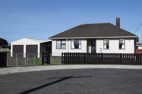 Photo of property in 3 Sutton Place, Hawera, 4610