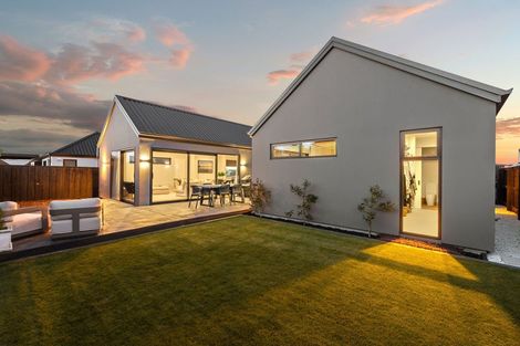 Photo of property in 32 Walter Case Drive, Harewood, Christchurch, 8051