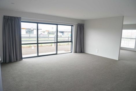 Photo of property in 32 Lomu Way, Rolleston, 7615
