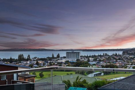 Photo of property in 2 Ascot Way, Orewa, 0931