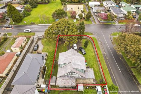 Photo of property in 33 Taikata Road, Te Atatu Peninsula, Auckland, 0610