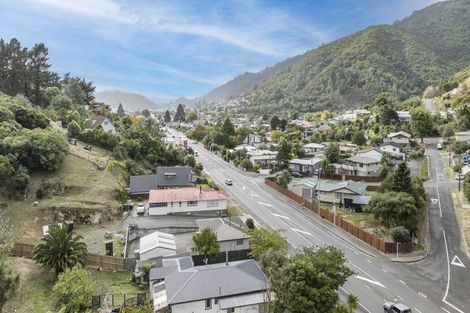 Photo of property in 61 Wairau Road, Picton, 7220
