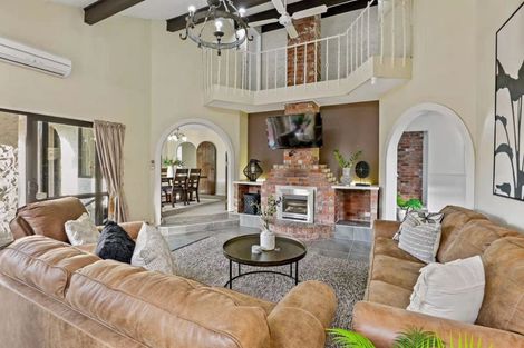 Photo of property in 15 Hawkswood Place, Avonhead, Christchurch, 8042