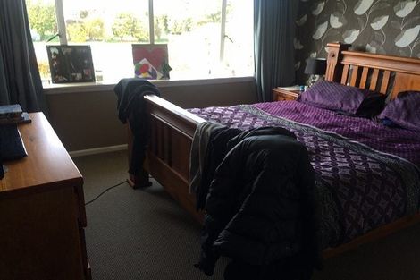 Photo of property in 2 Nyoli Street, Northcote, Christchurch, 8052