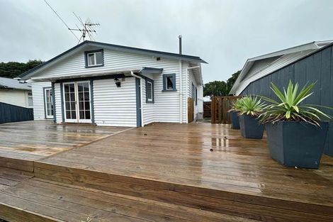 Photo of property in 31 Hardy Street, Waterloo, Lower Hutt, 5011