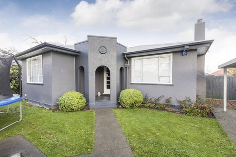 Photo of property in 8 Ngaio Street, West End, Palmerston North, 4412