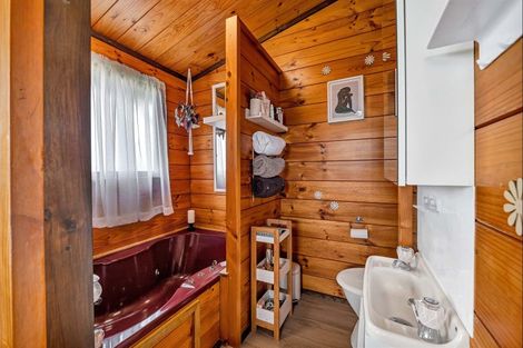 Photo of property in 11 Warwick Road, Stratford, 4332