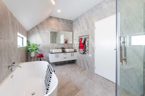 Photo of property in 18 Myland Drive, Hobsonville, Auckland, 0616