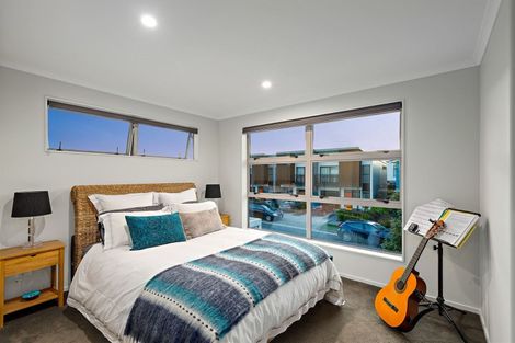 Photo of property in 19 Spotted Dove Road, Hobsonville, Auckland, 0616