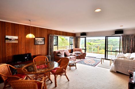 Photo of property in 11 Hillside Crescent, Leigh, 0985