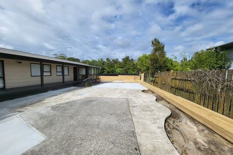 Photo of property in 19 Kapiti Place, Sunnynook, Auckland, 0620