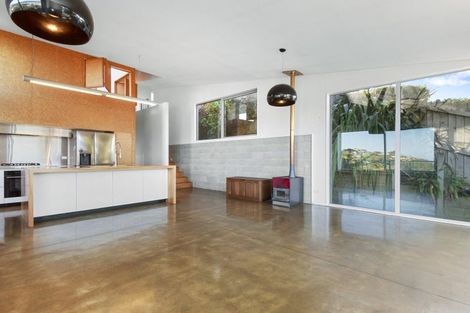 Photo of property in 13 Bella Vista, Melrose, Wellington, 6023