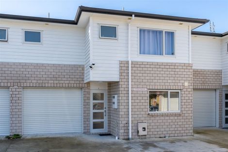 Photo of property in 1u3 June Place, Hamilton East, Hamilton, 3216