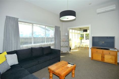 Photo of property in 51 Gresford Street, Edgeware, Christchurch, 8013