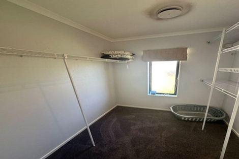 Photo of property in 41 Lansell Drive, East Tamaki Heights, Auckland, 2016