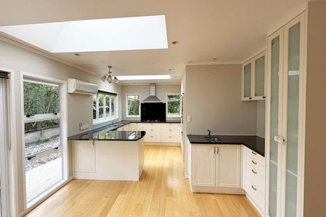 Photo of property in 50 Balmain Road, Chatswood, Auckland, 0626