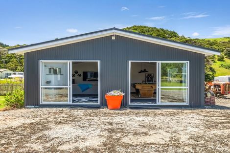 Photo of property in 14 Kaipara Hills Road, Glorit, Warkworth, 0984