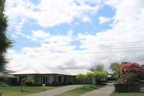 Photo of property in 4 Sunset Street, Hilltop, Taupo, 3330
