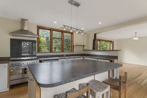 Photo of property in 18 Main Road, Waikanae, 5036