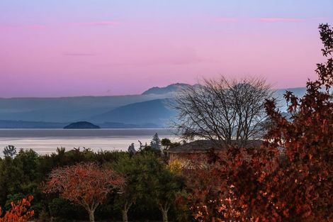 Photo of property in 18 Chateau Crescent, Rangatira Park, Taupo, 3330