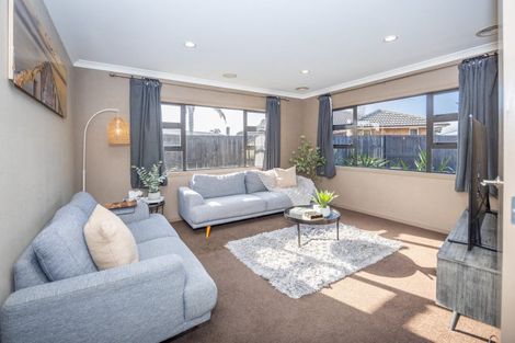 Photo of property in 4 Tarrango Way, Rototuna, Hamilton, 3210