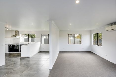 Photo of property in 22 Taradale Road, Marewa, Napier, 4110