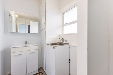 Photo of property in 1/124 Kolmar Road, Papatoetoe, Auckland, 2025