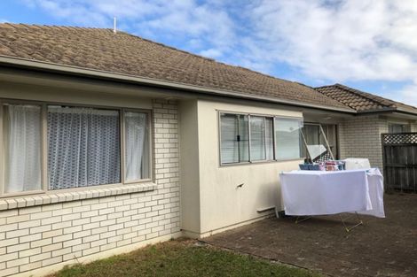 Photo of property in 39 Delmont Close, East Tamaki Heights, Auckland, 2016