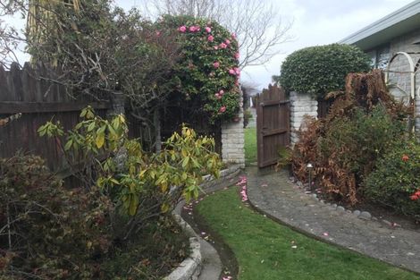 Photo of property in 4 Sayers Crescent, Ilam, Christchurch, 8041