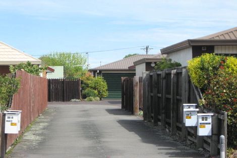 Photo of property in 1/58a Daniels Road, Redwood, Christchurch, 8051