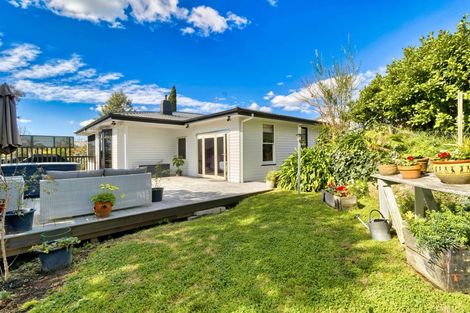 Photo of property in 14 Simla Avenue, Havelock North, 4130