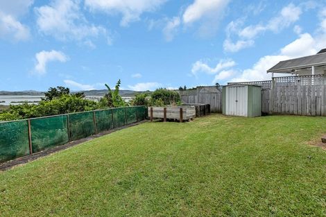 Photo of property in 8 Edge Street, Onerahi, Whangarei, 0110