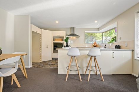 Photo of property in 8a Puna Street, Riccarton, Christchurch, 8041