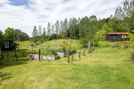 Photo of property in 4/142 Mapara Road, Acacia Bay, Taupo, 3385
