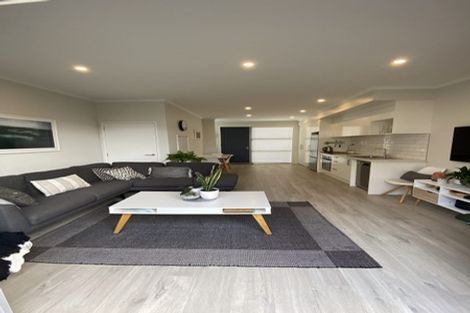 Photo of property in 20 Rangihina Road, Hobsonville, Auckland, 0616