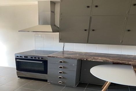 Photo of property in 423 Pakuranga Road, Pakuranga Heights, Auckland, 2010