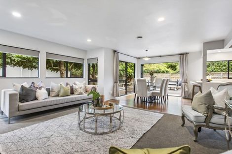 Photo of property in 29 Headland Drive, Long Bay, Auckland, 0630